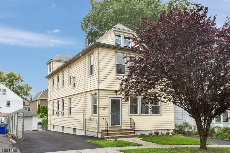 29 Beekman St, Bloomfield, NJ 07003 - photo 1