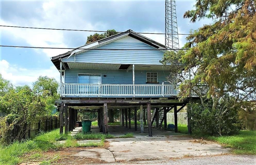 Sold • Co-Listing Agent