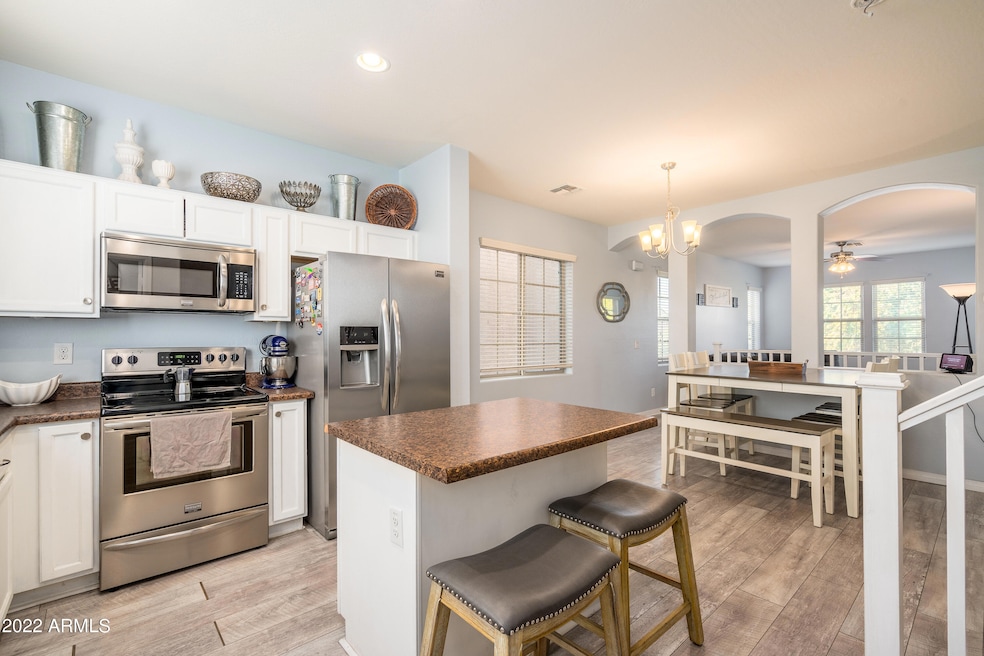 2053 N 77th Gln - QuickShots - 05