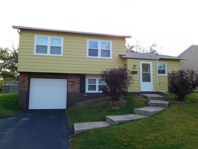 17651 Pheasant Ln, Country Club Hills, IL 60478 - photo 1