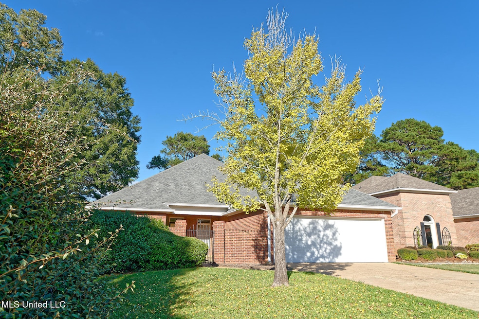 902 Oak Trail, Canton, MS 39046 - photo 1