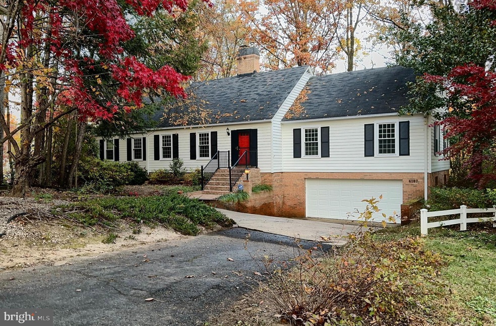 4187 Waterway Dr, Dumfries, VA 22025 - photo 1