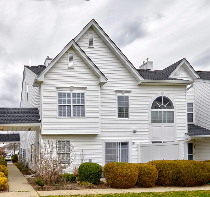 65 Madison Ct, Tinton Falls, NJ 07712 - photo 1