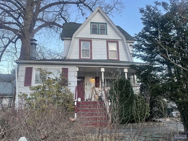 Sold $380,000 • Co-Listing Agent