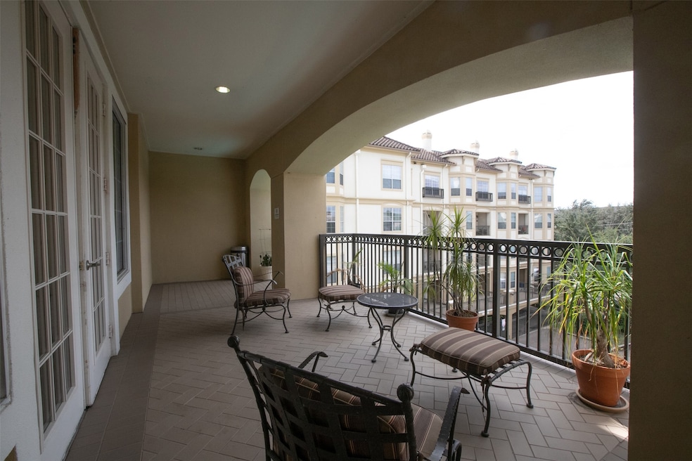 7575 Kirby Dr unit 2306, Houston, TX 77030 - photo 1