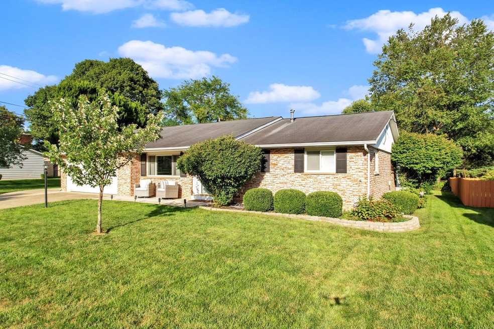 660 Robin Ln, Newark, OH 43055 - photo 1