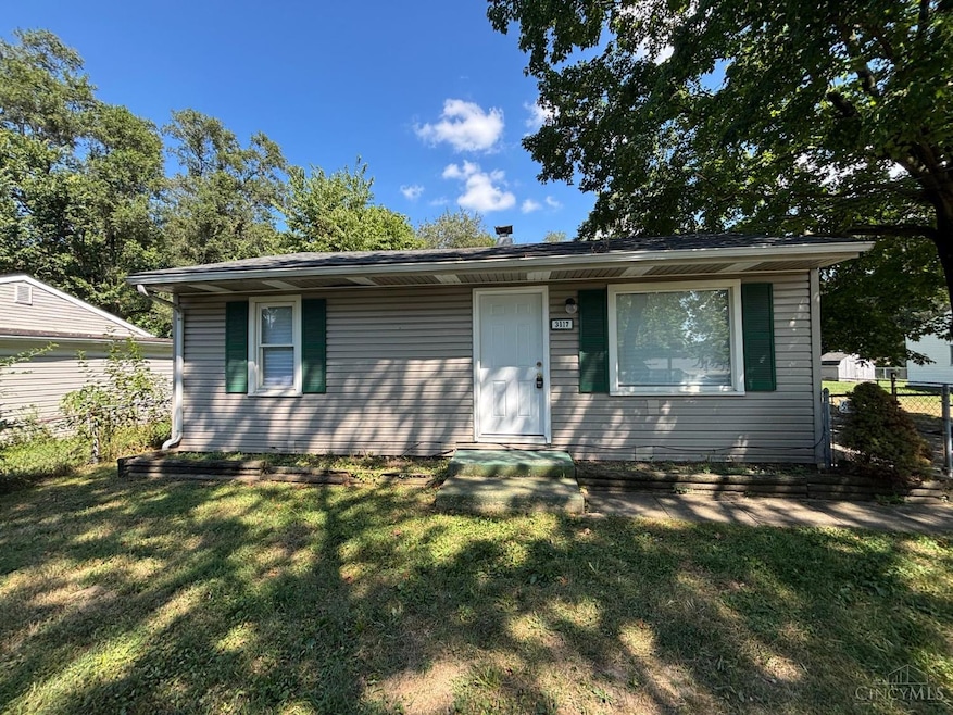 3117 Finley St, Middletown, OH 45044 - photo 1