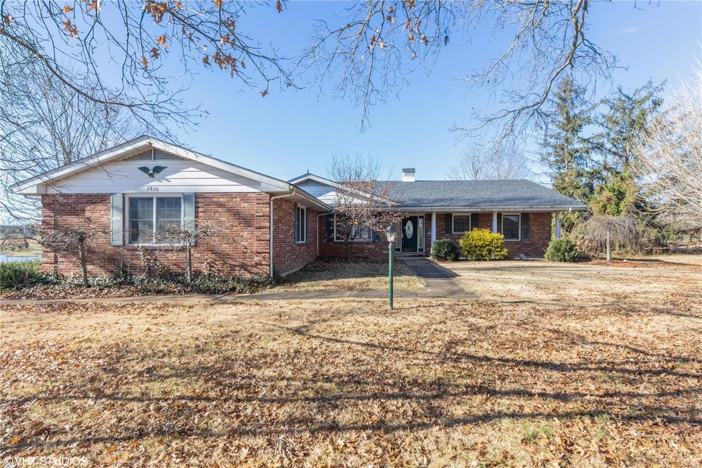 2820 Wycliff Dr, Farmington, MO 63640 - photo 1