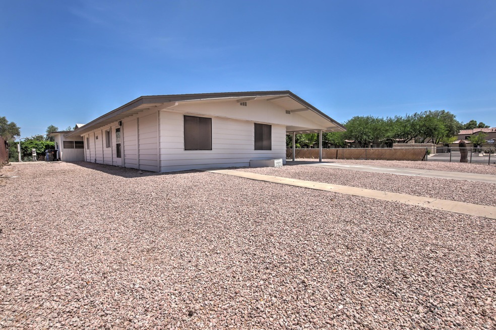 5562 E Alpine Ave-4