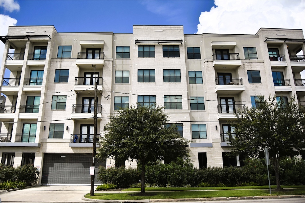 1508 Blodgett with Parking garage