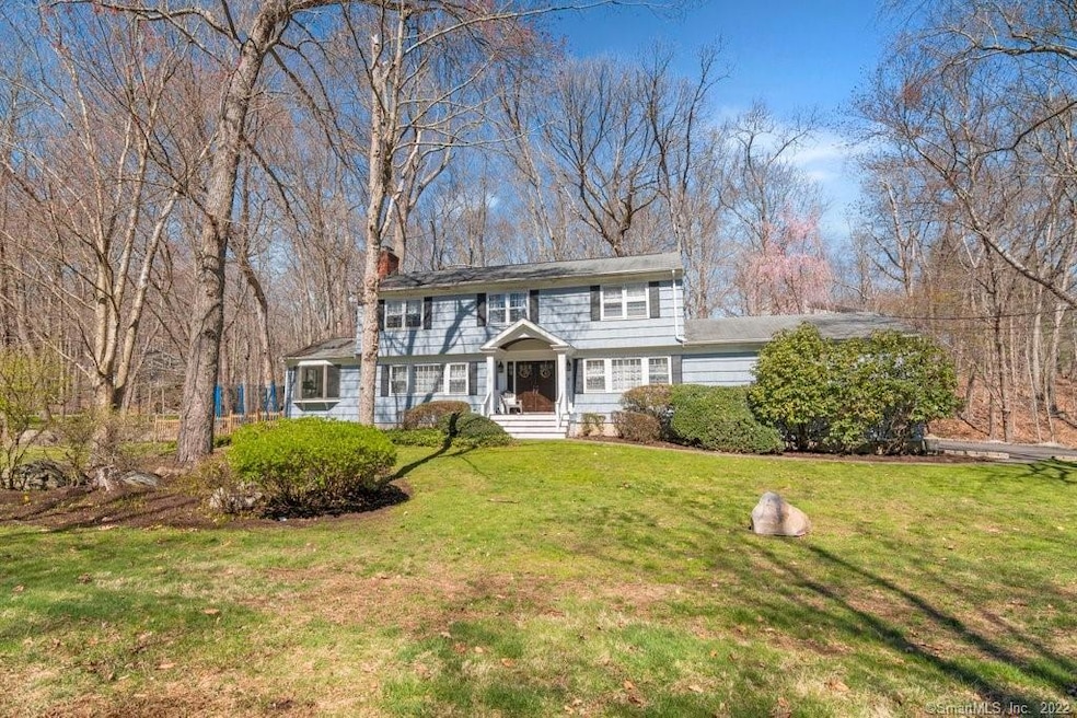 111 Shelter Rock Rd, Stamford, CT 06903 - photo 1