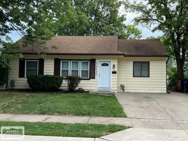 26620 Kathy St, Roseville, MI 48066 - photo 1