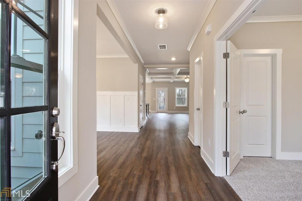 712 Scales Rd, Suwanee, GA 30024 - photo 1