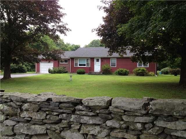 901 Upper Maple St, Dayville, CT 06241 - photo 1