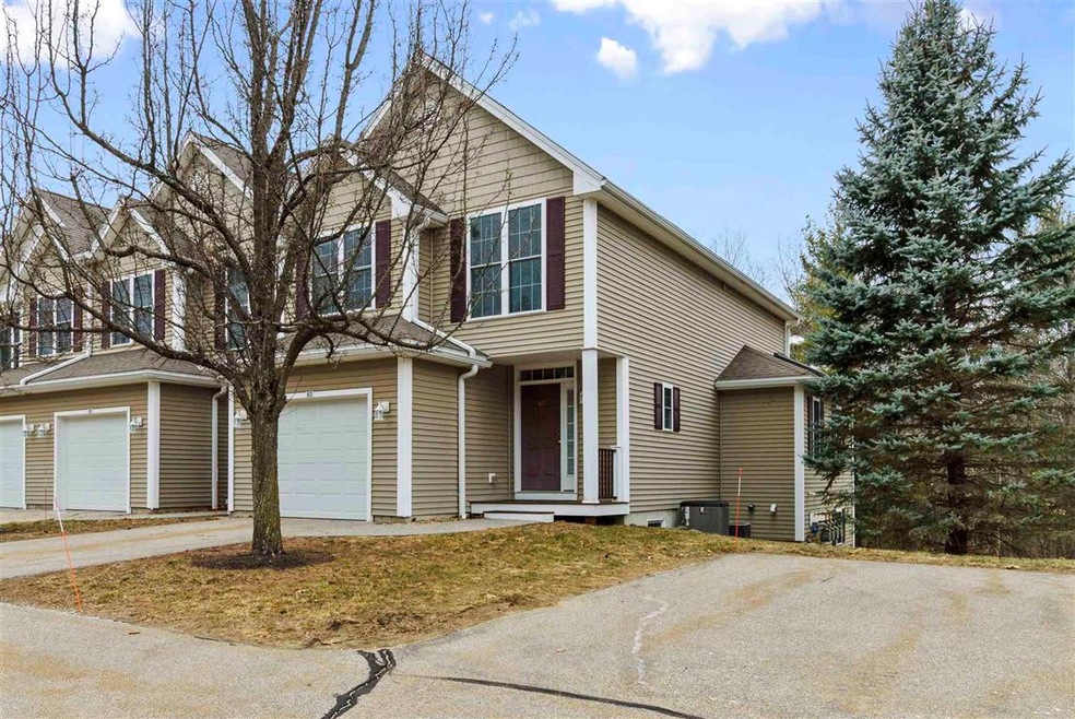 82 Pear Tree Ln, Newmarket, NH 03857 - photo 1