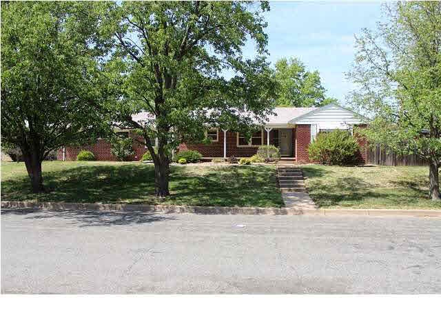 7202 E. Gilbert, front view