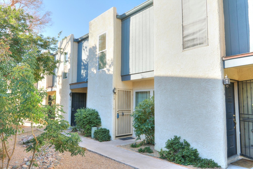 2946 N 14th St unit 15, Phoenix, AZ 85014 - photo 1