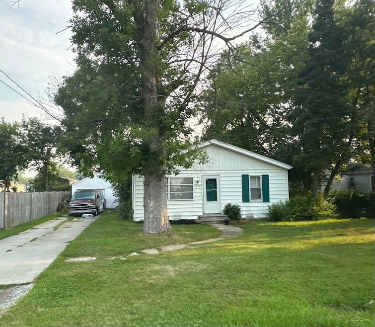 2799 Longview Ave, Saginaw, MI 48601 - photo 1