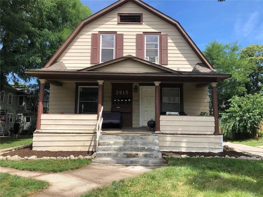 2615 Cottage Grove Ave, Des Moines, IA 50311 - photo 1