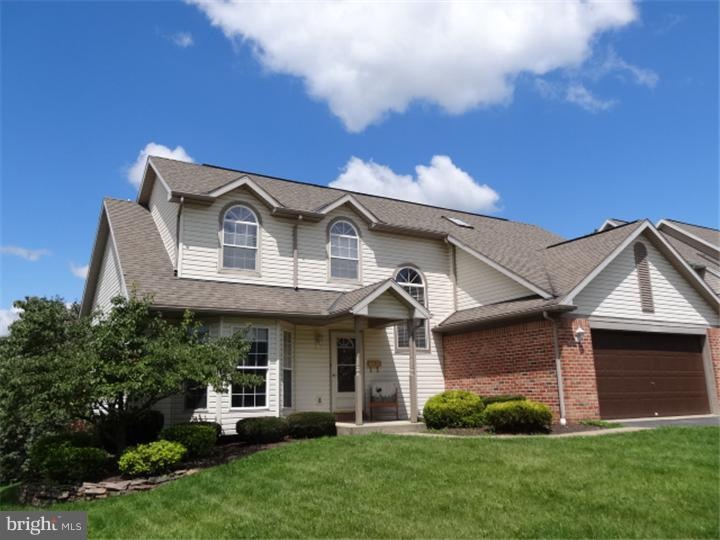 2113 Bressler Dr, Reading, PA 19610 - photo 1