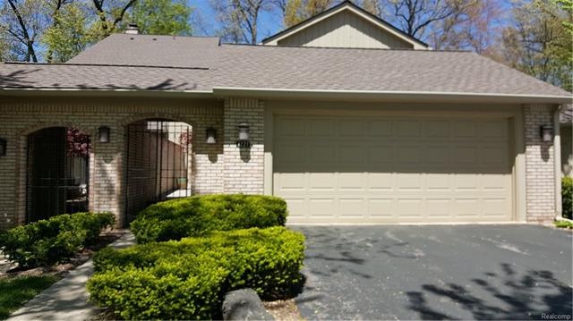 1221 WOODCREST CIRCLE, BLOOMFIELD HILLS 48304