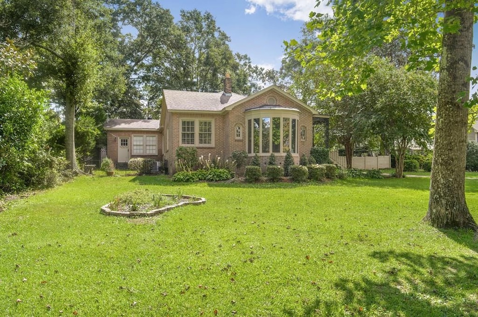 820 N James Ave, McComb, MS 39648 - photo 1