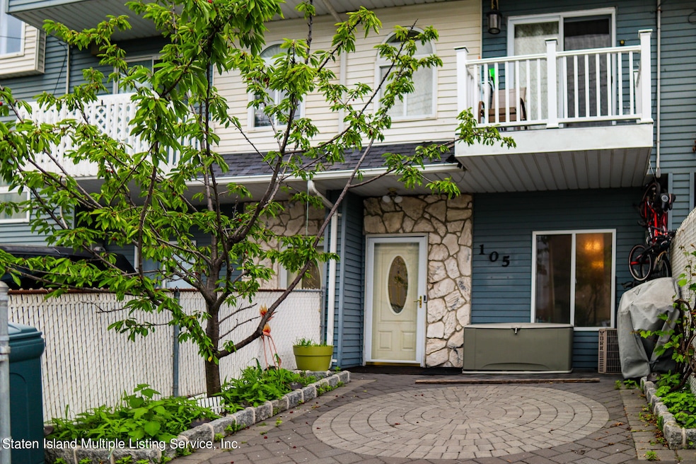 105 Richmond Hill Rd, Staten Island, NY 10314 - photo 1