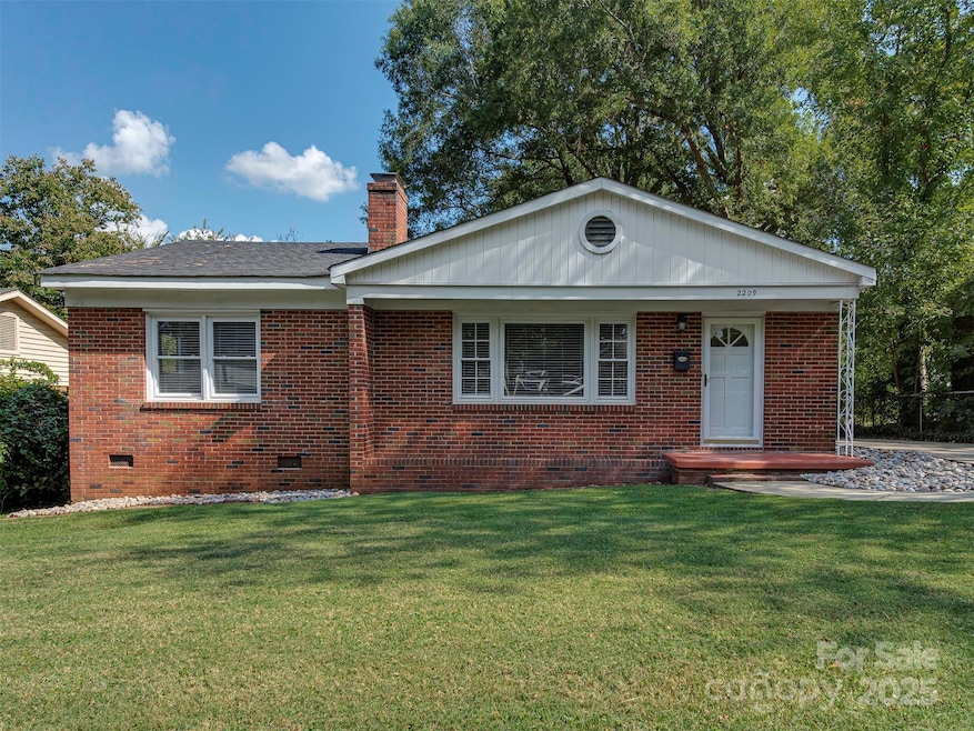 Sold $325,000 • Co-Listing Agent