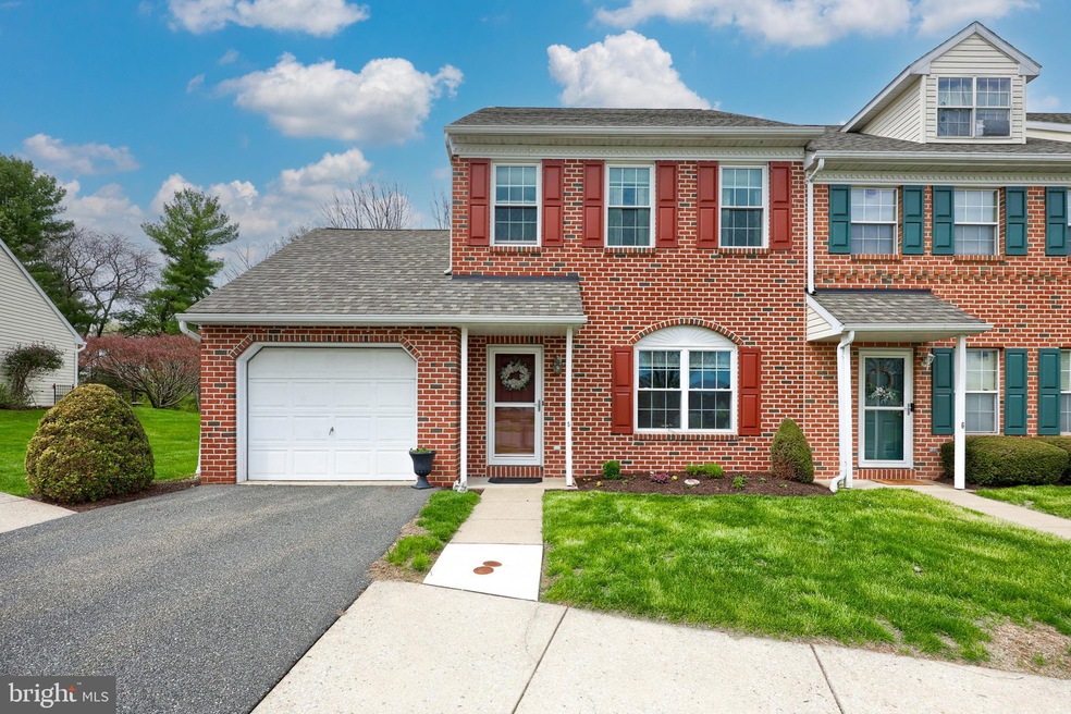 5 Ashfield Ct, Reading, PA 19607 - photo 1