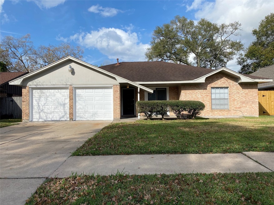 11523 Kirkmeadow Dr, Houston, TX 77089 - photo 1