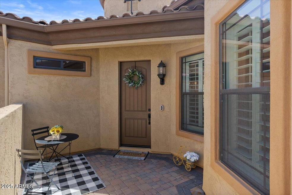 05-Front entry