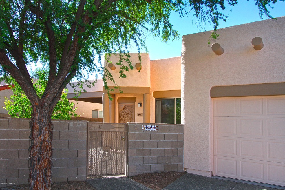 2 Car Garage in Central