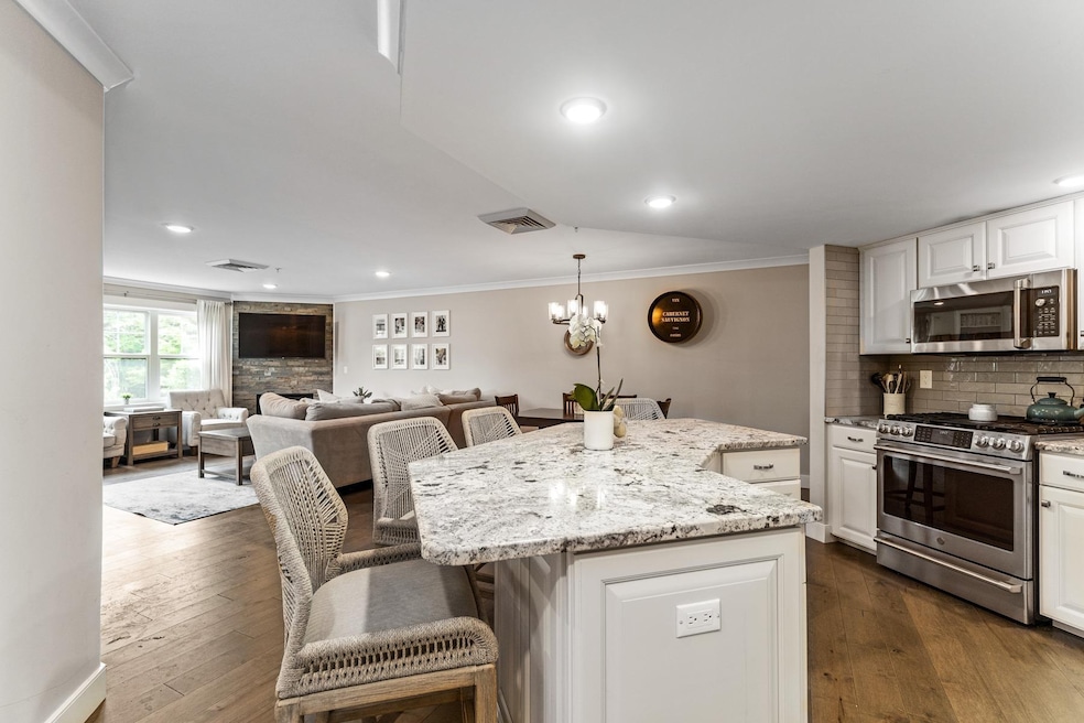 150 U S 1 Bypass unit 204, Portsmouth, NH 03801 - photo 1