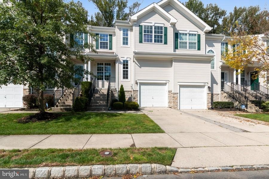367 Huntington Dr unit 367, Delran, NJ 08075 - photo 1