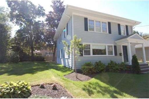 436 Hawthorn St, New Bedford, MA 02740 - photo 1