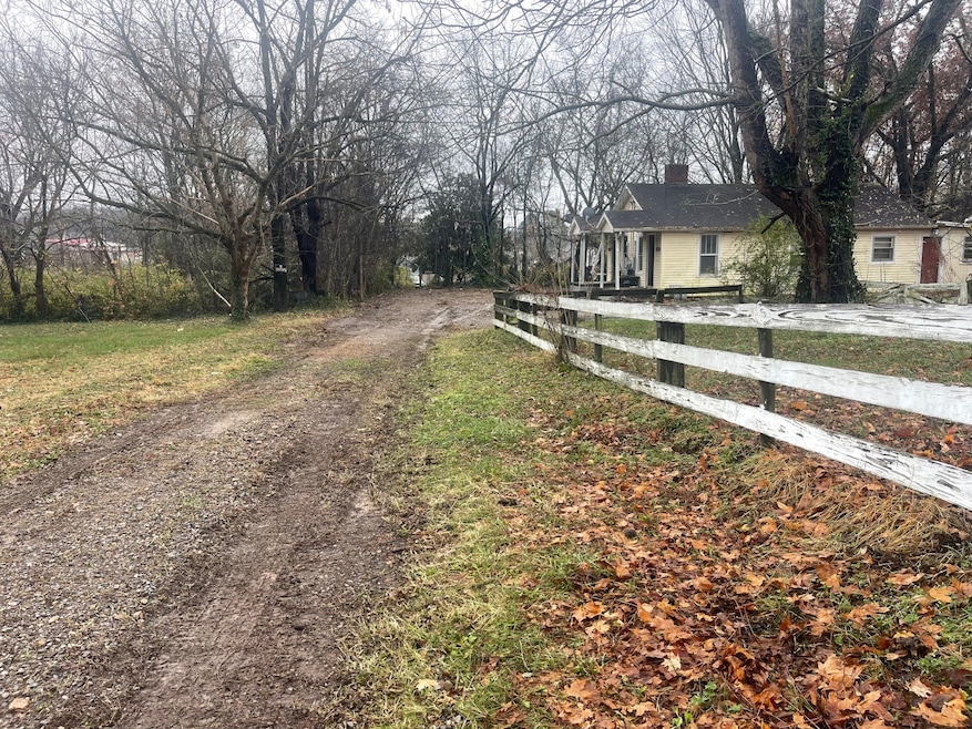 588 19th Ave W, Springfield, TN 37172 - photo 1