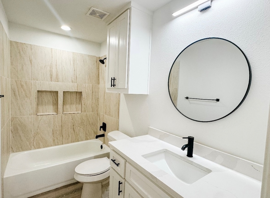 For Rent $1,350/month • Co-Listing Agent