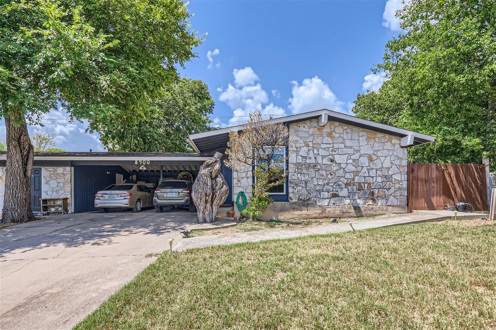 8900 Tina Ct unit B, Austin, TX 78758 - photo 1