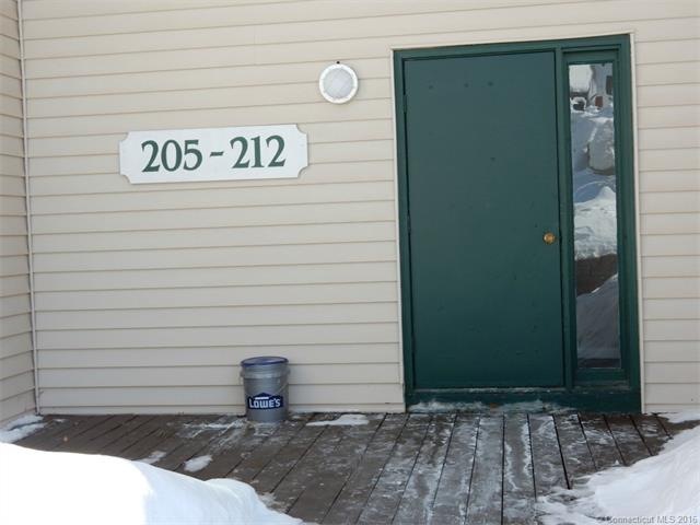 206 Woodland Dr unit 206, Cromwell, CT 06416 - photo 1