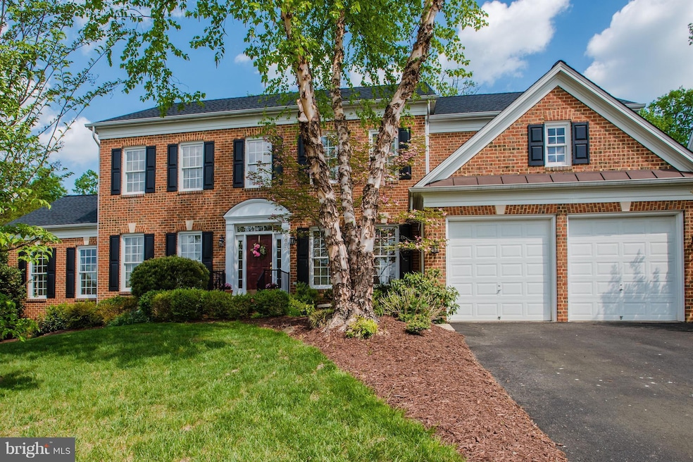 6805 Clifton Grove Ct, Clifton, VA 20124 - photo 1