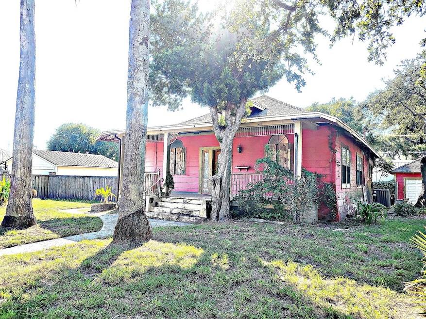 For Sale $199,900 • Co-Listing Agent