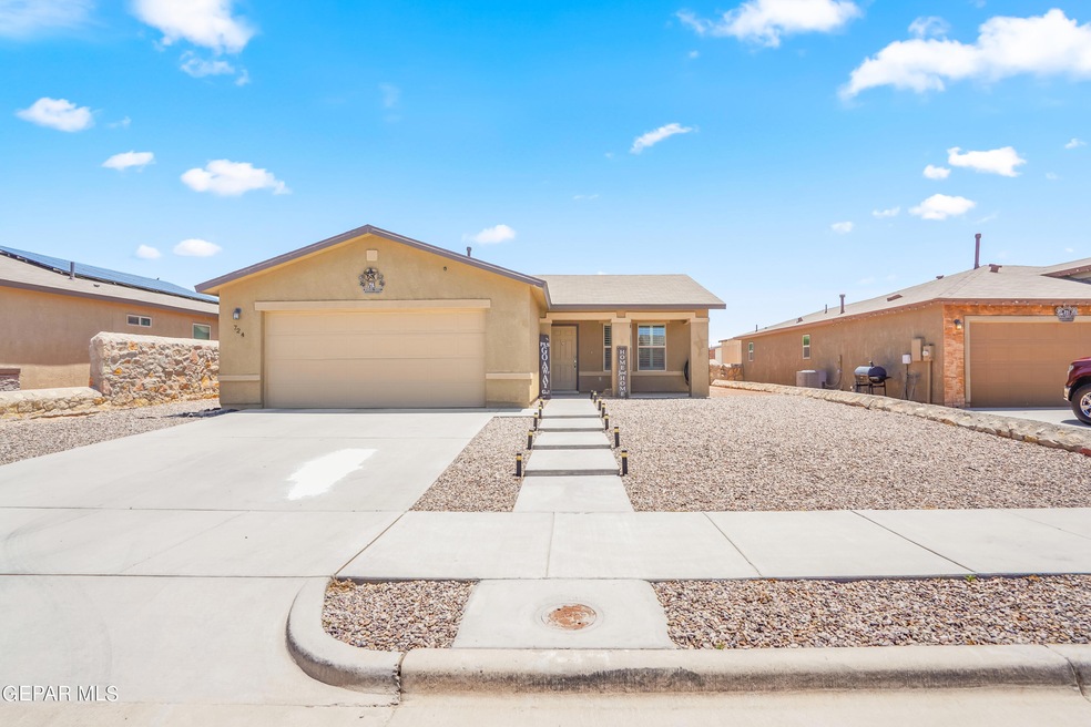 724 Villa Romero Dr, Horizon City, TX 79928 - photo 1