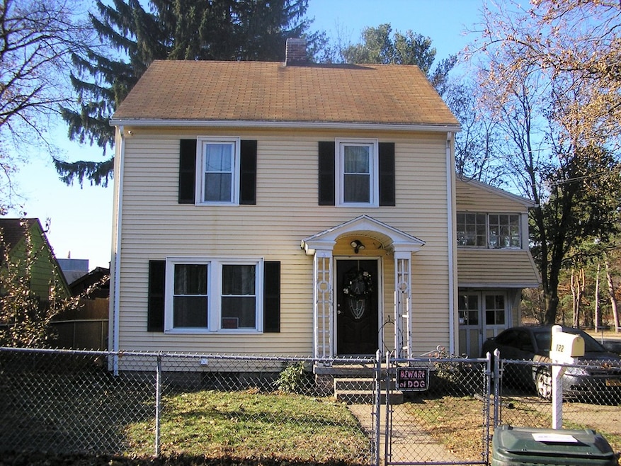 122 Edgemont St, Springfield, MA 01109 - photo 1