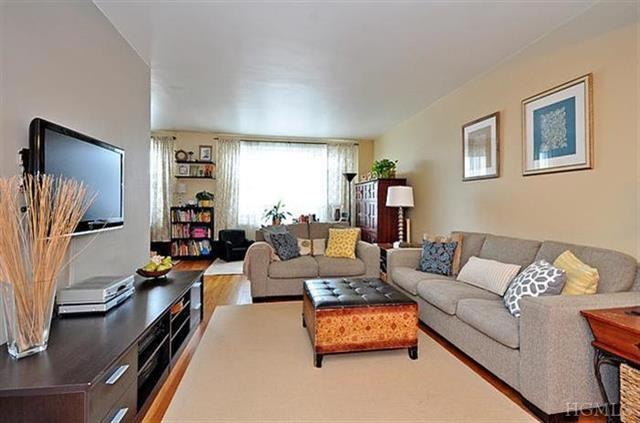 645 W 239th St unit 6C, Bronx, NY 10463 - photo 1