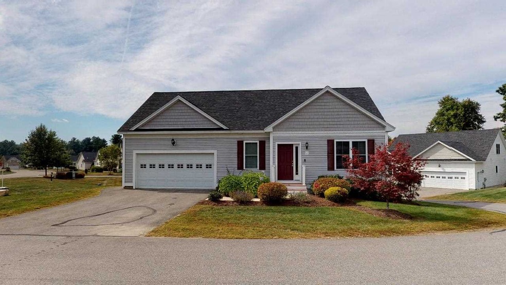 1 Sugar Plum Ln, Londonderry, NH 03053 - photo 1