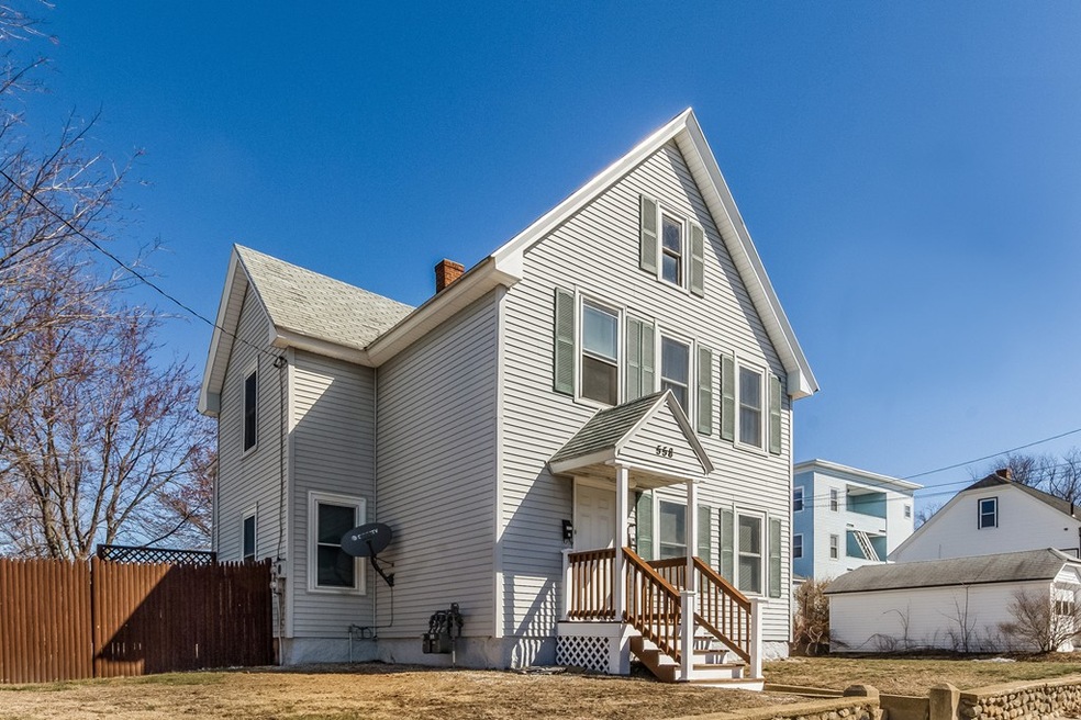 558 Howe St, Manchester, NH 03103 - photo 1