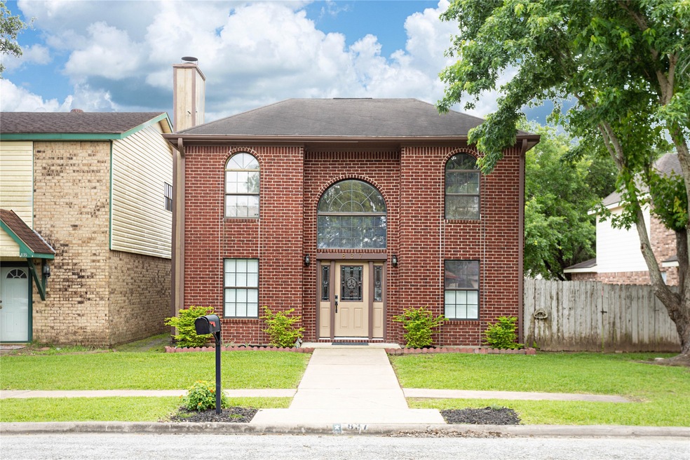 837 Clubside Dr, East Bernard, TX 77435 - photo 1