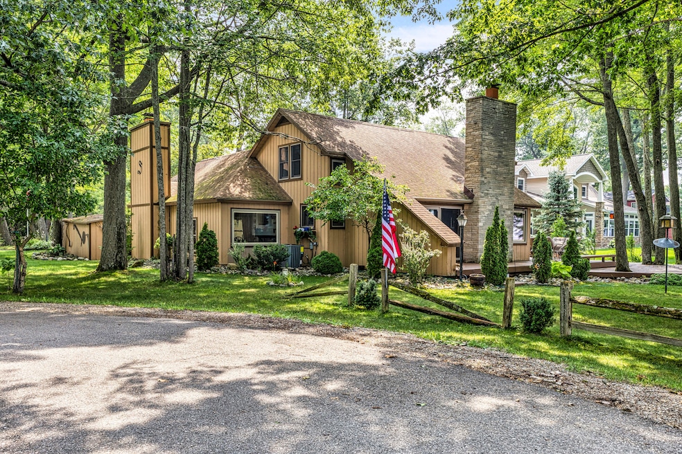 159 Dale Rd, Houghton Lake, MI 48629 - photo 1