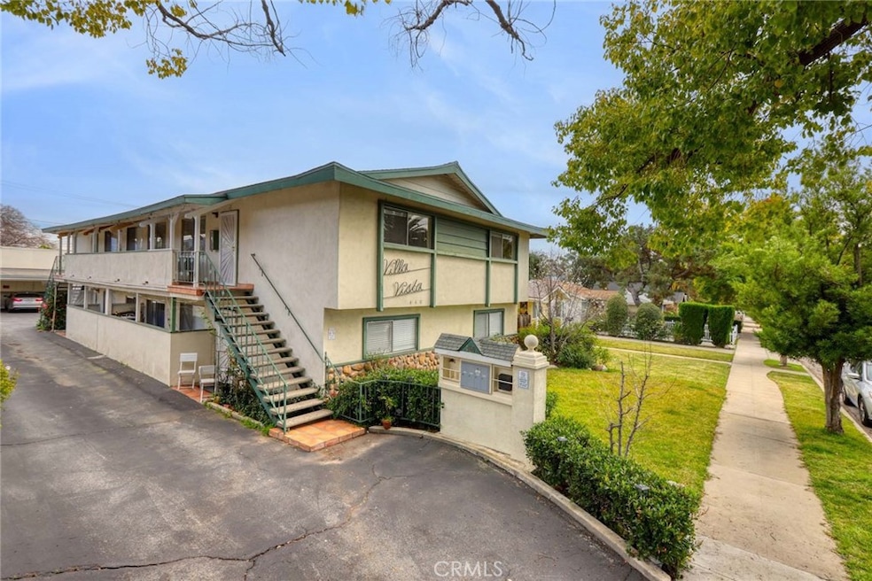 460 Vista Ave unit C, Pasadena, CA 91107 - photo 1