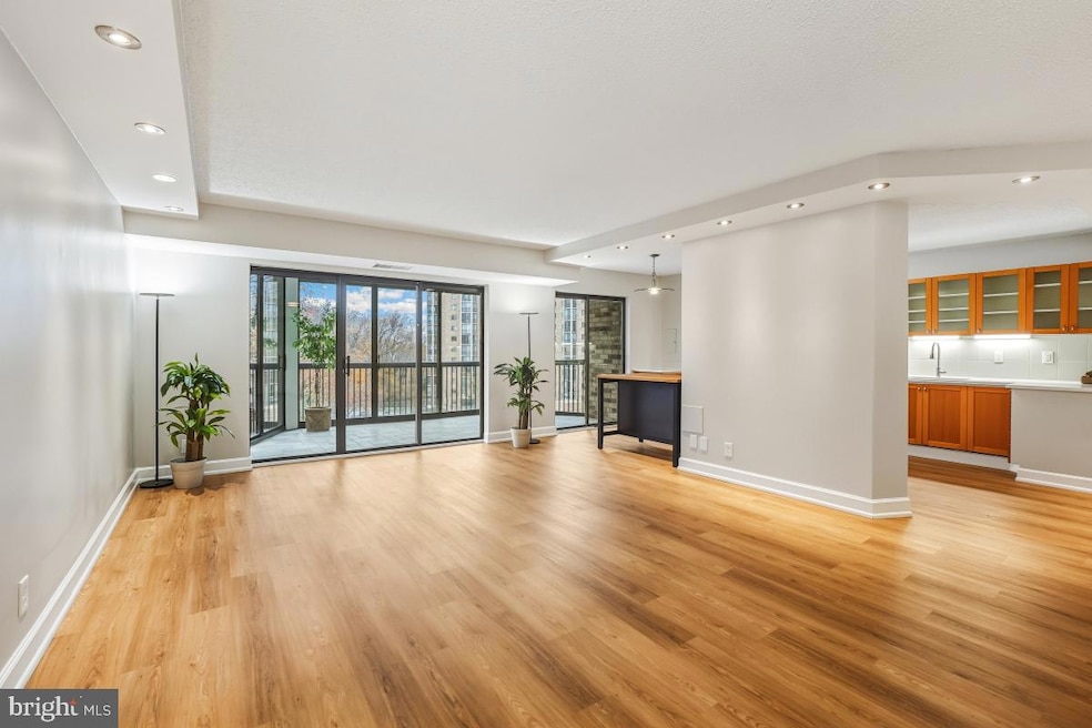 Montebello unit 601, Alexandria, VA 22303 - photo 1